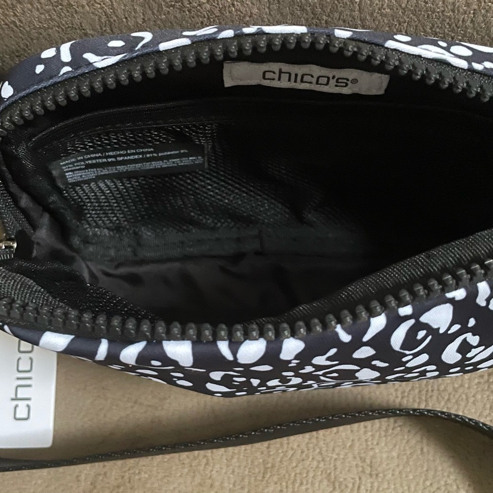 NWT Chicos Bum Bag - Picture 4 of 5